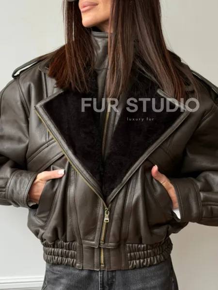 Стильная куртка - дубленка из овчины - фото 3