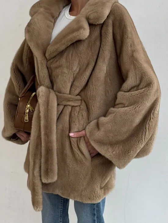 Шуба норковая SAGA FURS летучая мышь в натуральном цвете пастель - фото 1