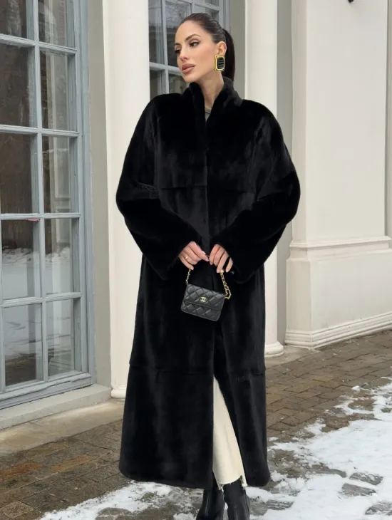 Цельнокроенная норковая шуба из аукционной норки Blackglama - фото 5