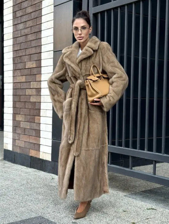 Женская длинная норковая шуба Pastel - фото 10