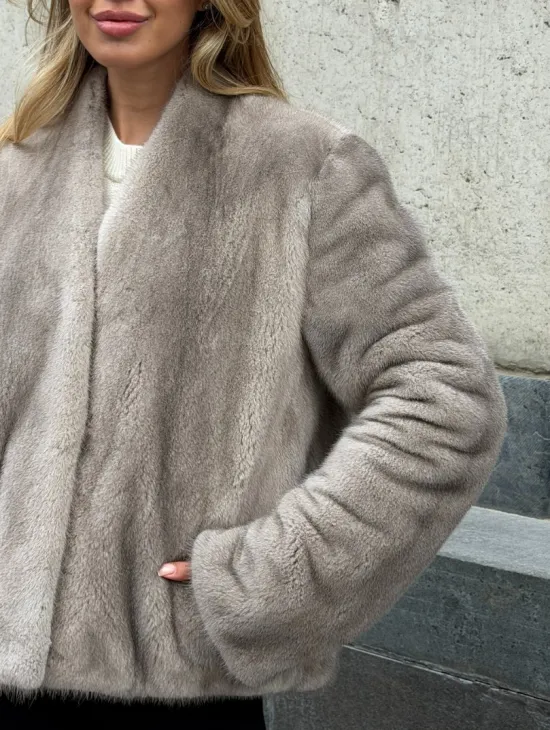 Короткий норковый жакет - фото 1