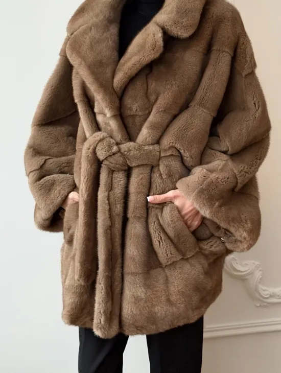 Норка пастель английский воротник летучая мышь - фото 3