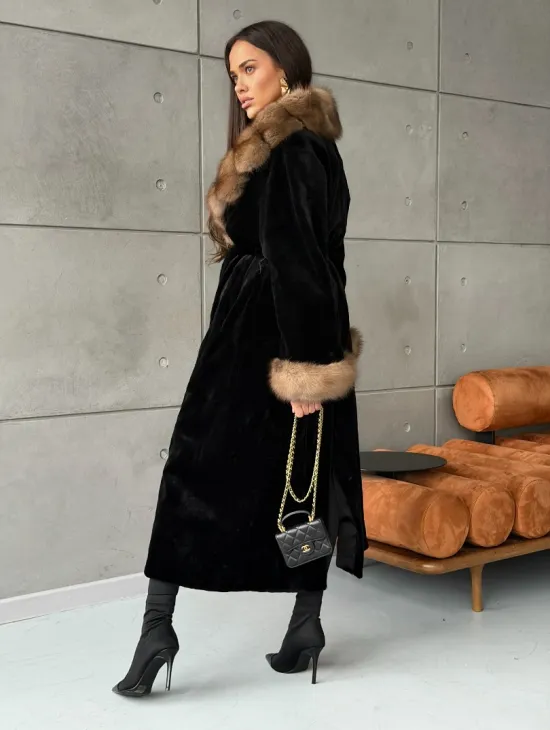 Шуба из чёрной стриженой норки, воротник и манжеты из куницы - фото 9