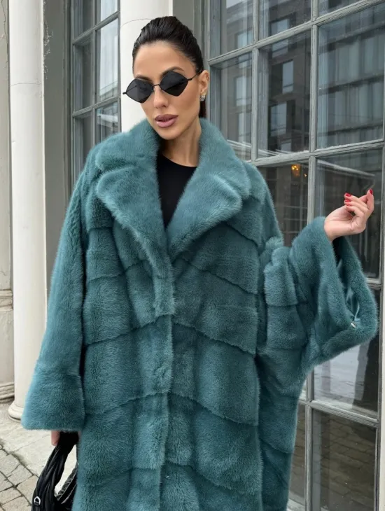 Шуба из меха норки в стиле Oversize - цвет тиффани - фото 7